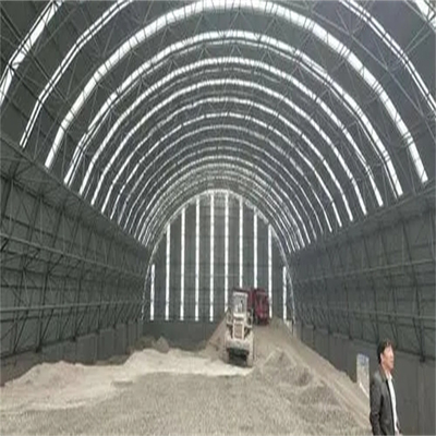 S235JR multibundel 100m van het Hellings 3D Ruimtekader voor de Bouw van de Vliegtuighangaar