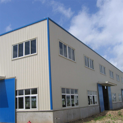 Q345 het Geprefabriceerde van het de Workshopstaal van de Staalstructuur Wit van het de Bundelpakhuis