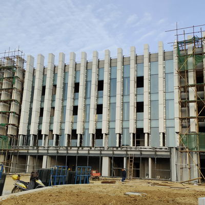 Q235 EPS Aluminium Glazen Gordijngevel Frame Profiel Lichte Gordijngevel 50mm