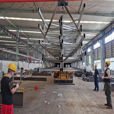 Geprefabriceerde stalen dakspanten Q235 Materiaal Gegalvaniseerd oppervlak