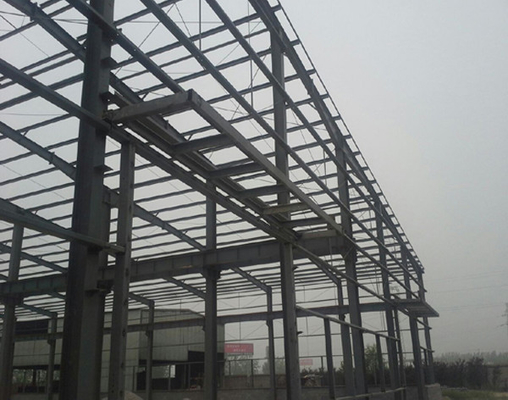 Staalportaalrammen voor industriële installaties Robuuste structurele oplossingen voor de productie