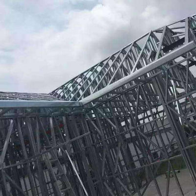 Op maat gemaakte lichtgewicht gegalvaniseerde stalen vakwerkdakconstructie GB-standaard