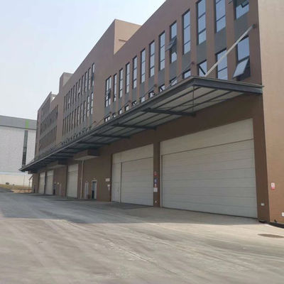 Lichtstalen constructiegebouw voor magazijnwerkplaats GB-standaard